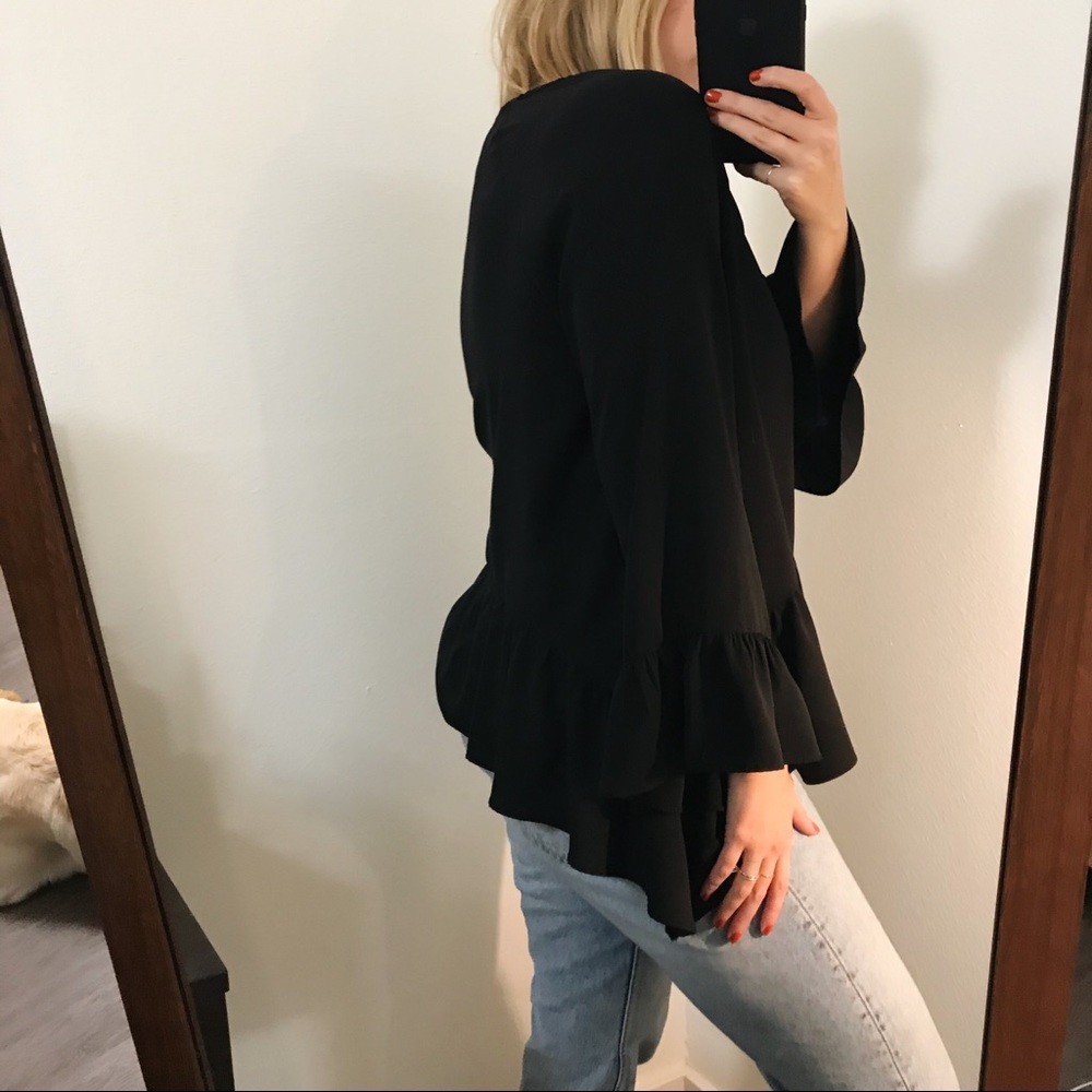 Gibson Black Ruffle Blouse - Picture 4 of 4